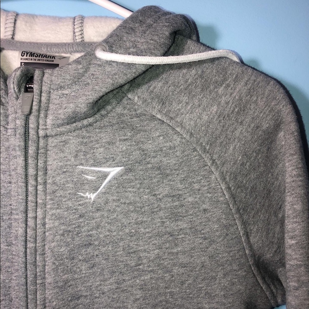 GYMSHARK ZIP UP JACKET